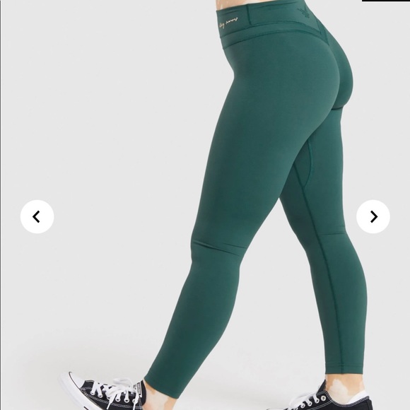 Whitney Simmons X Gymshark V2 